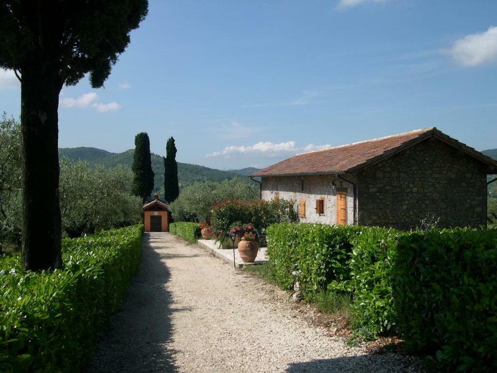 Tenuta Colfiorito Villa - Rome — Photos 1