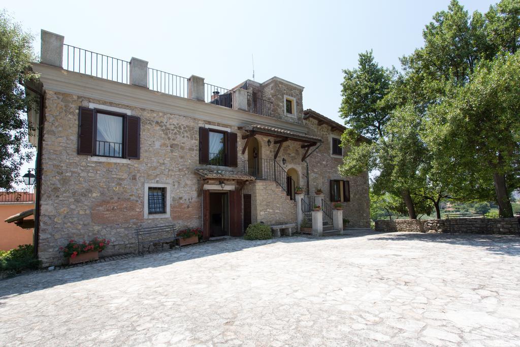 Tenuta Colfiorito Villa - Rome — Photos 3